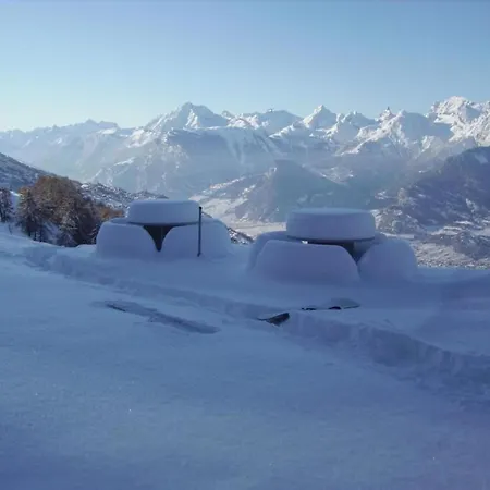 In With Pool Apartmán *