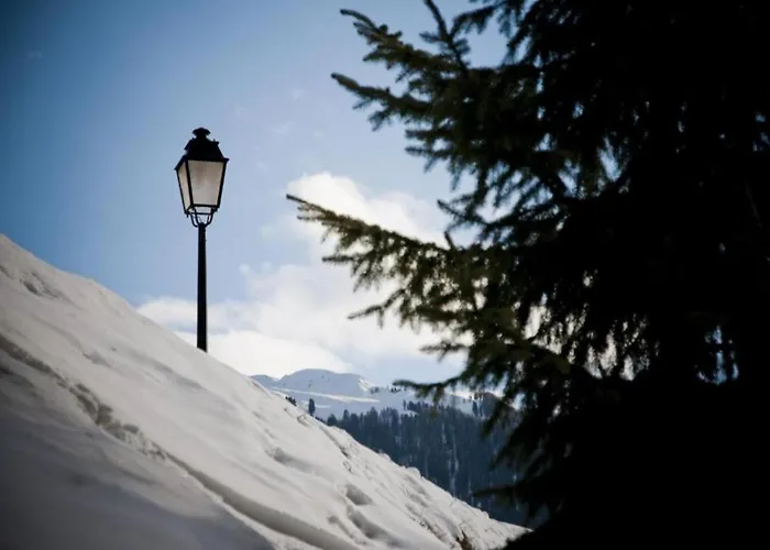 In With Pool 아파트