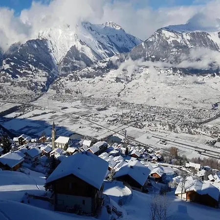 Appartement In With Pool *