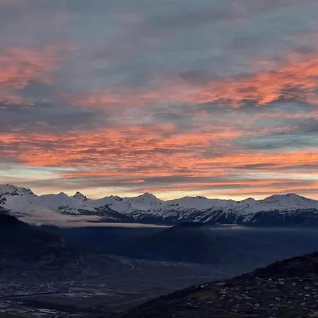 Appartement In With Pool